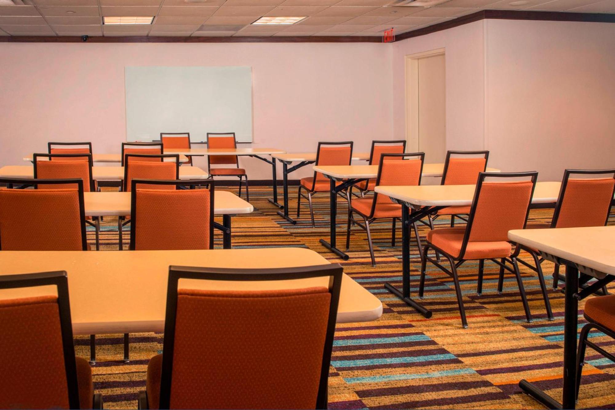 Fairfield Inn & Suites By Marriott Williamsburg Obchodní fotografie